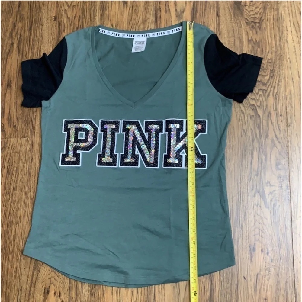 VS PINK Short Sleeve V-Neck Top - Picture 8 of 11